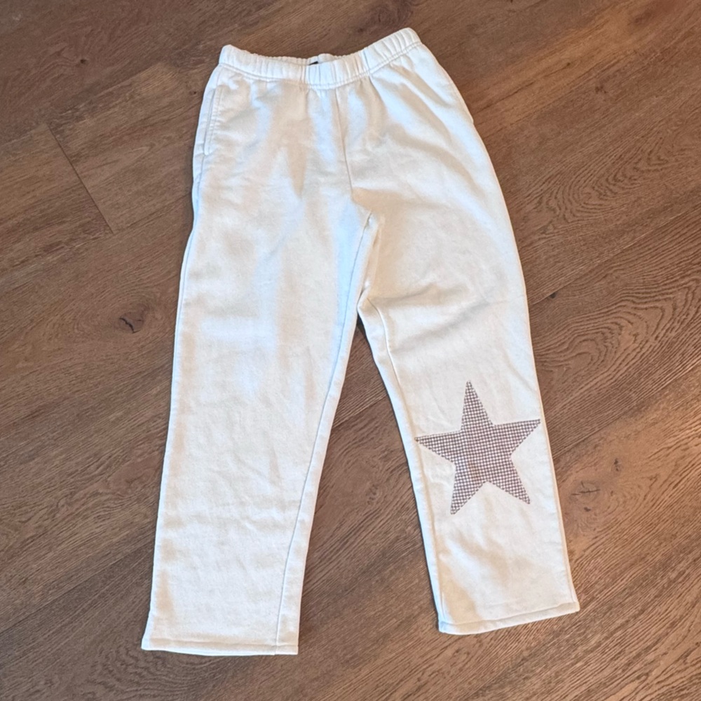 Forever 21 Kids White Joggers with Star Design